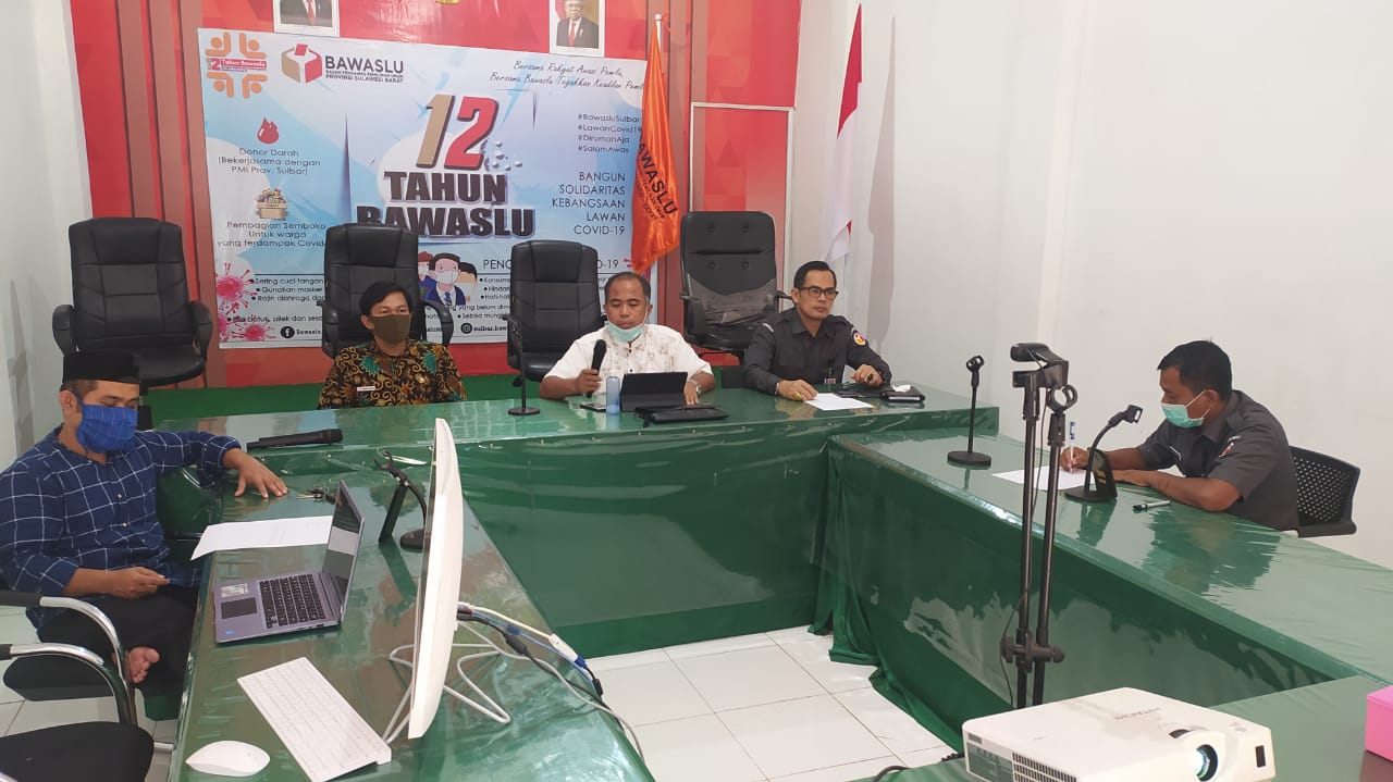 Bahas Kelanjutan Pilkada, Bawaslu Sulbar Rapat Daring Bersama Bawaslu Kabupaten