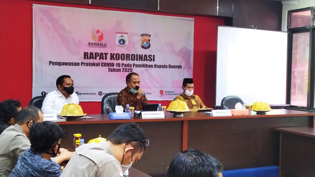 Sinergitas Dalam Rangka Sosialisasi Kebiasaan Baru di TPS