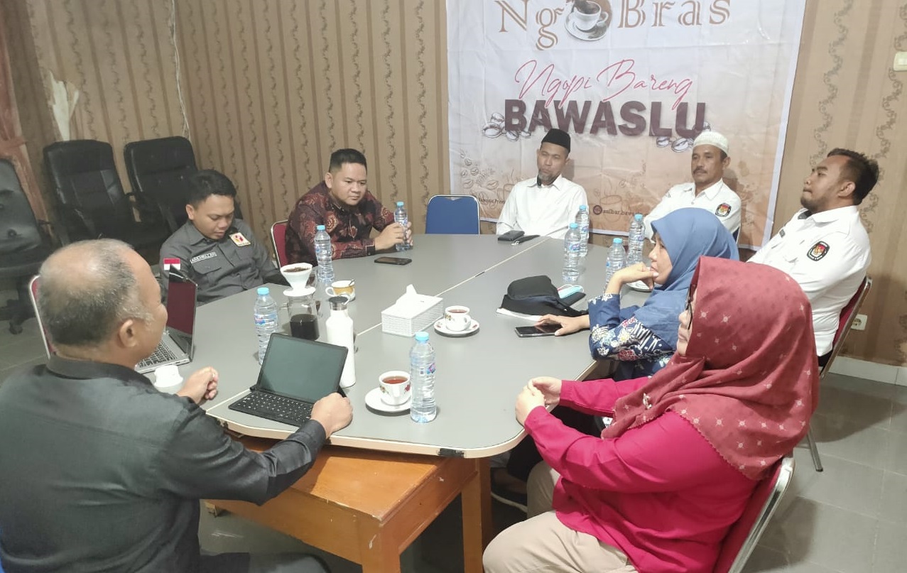 Samakan Persepsi, Bawaslu-KPU Sulbar Gelar Rakor Bersama