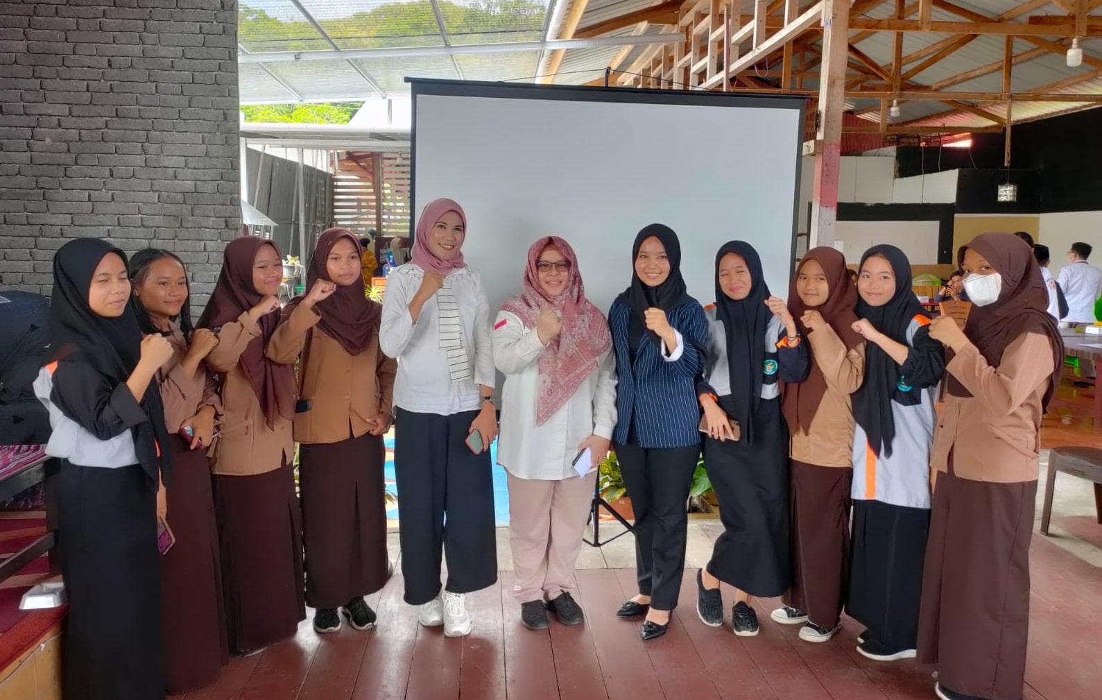 Peningkatan Pengawasan Pemilu Partisipatif, Bawaslu Goes To School Gandeng Puluhan Pelajar SMKN 1 Rangas