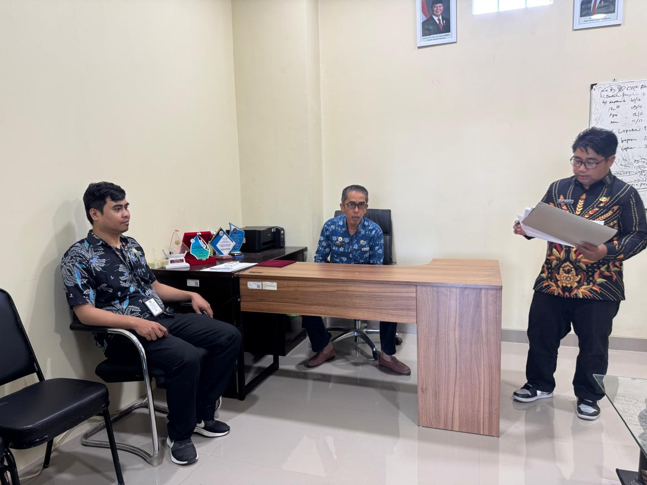 Kuatkan Komitmen Pelayanan Melalui HUT ke-80 Kemerdekaan RI, Bawaslu Provinsi Sulbar Nilai Kantor dan Kinerja Bawaslu Kabupaten se-Sulbar