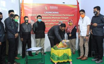 Bawaslu Mamuju Tengah Launching Aplikasi SIPP dan Program Jejak Pengawas di Bumi Lallla Tassisara’