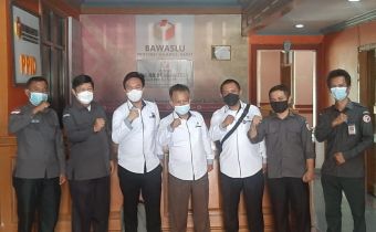Tim PPSDM Kemenaker Sambangi Bawaslu Sulbar