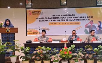 Tingkatkan Pengelolaan Anggaran Bawaslu Sulbar Gelar Rapat Pembinaan Pengelolaan Keuangan dan Anggaran