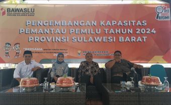 Bawaslu Sulbar Helat Kegiatan Pengembangan Kapasitas Pemantau Pemilu