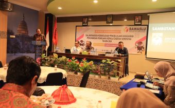 Bawaslu Sulbar Gelar Rakor Pengelolaan Anggaran Pilkada: Fokus Pada Transparansi dan Efisiensi